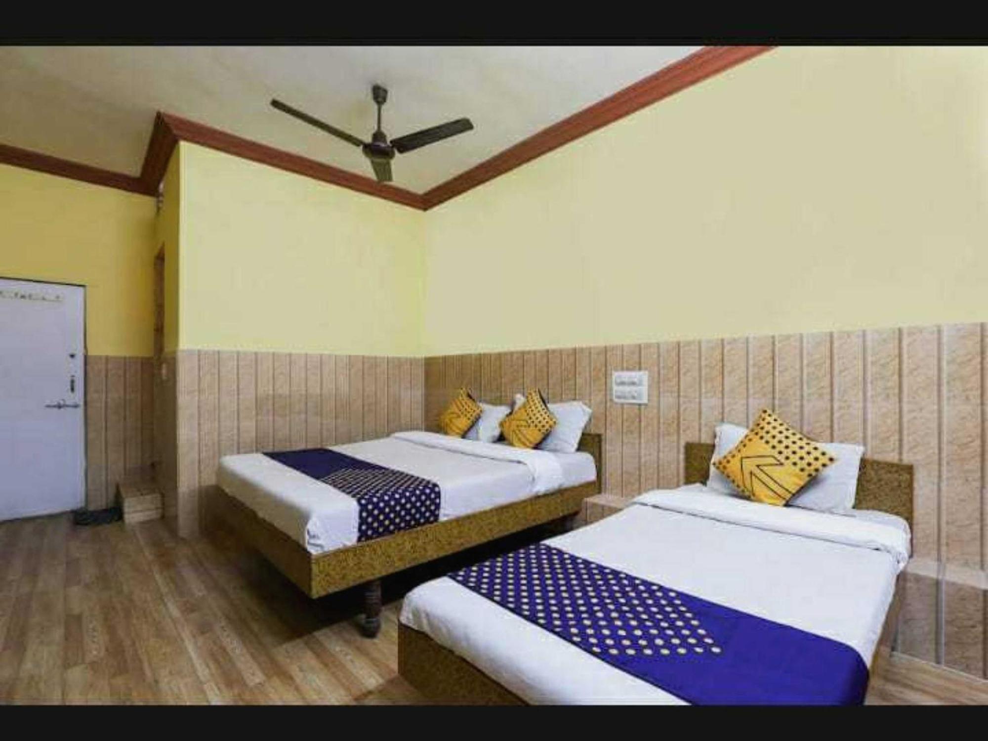 Oyo Hotel Apsara Guest House Ahmedabad Ngoại thất bức ảnh